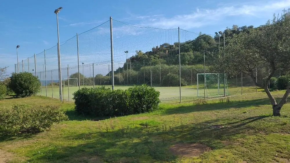 Villa Azzurra Tertenìa 0*,